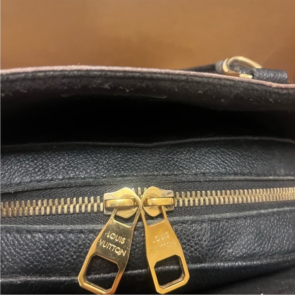 Authentic Louis Vuitton Alma bnb 🤎🖤 - Picture 4 of 14